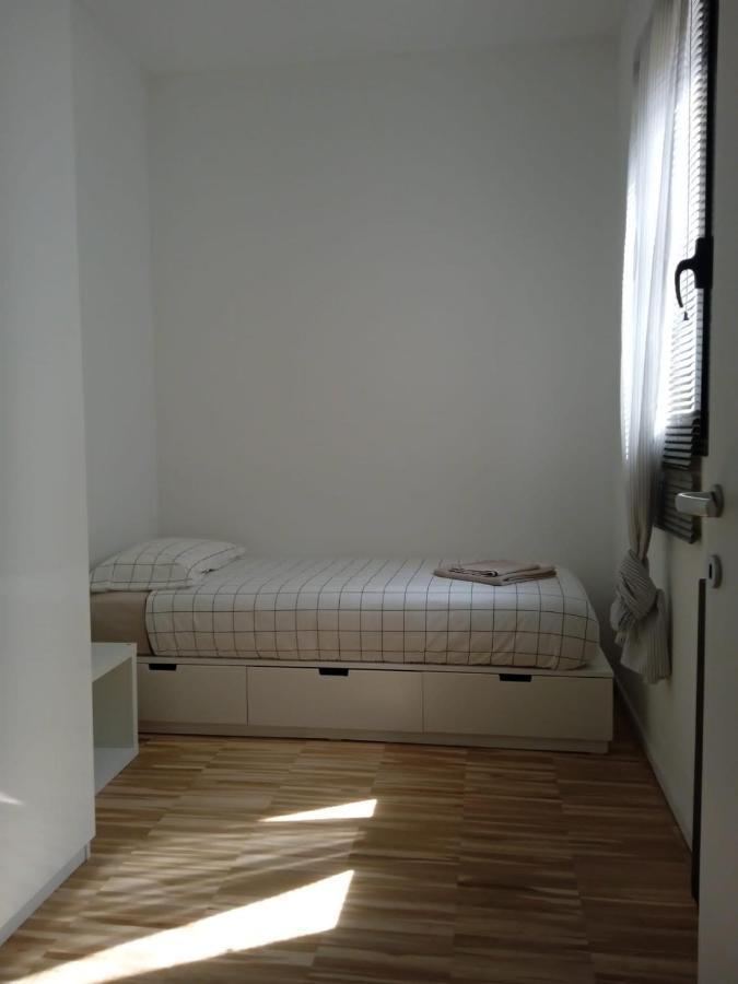 Apartment Via D'Apulia 11 Milan Bagian luar foto
